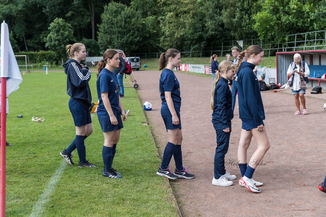 Bild 56 - Loewinnen Cup